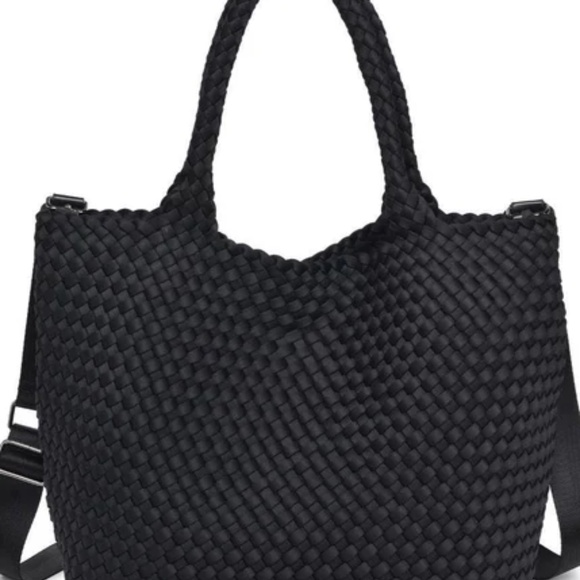 NWT Sol and Selene Sky's The Limit - Medium Tote in Black - Picture 5 of 8